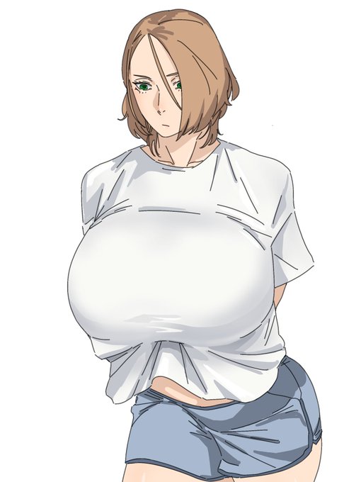 シワ練習。おっぱいが大きいとおっぱいの下にシャツが挟まるのではないか。 