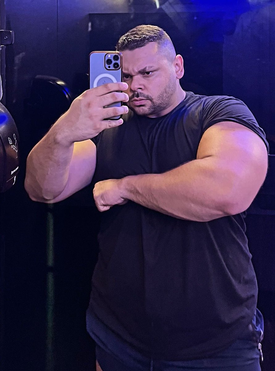 the personal tweet media