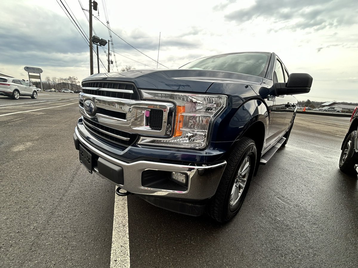 WilliamsFordPa's tweet photo. Built tough, still turning heads 💪 This pre-owned 2018 Ford F-150 XLT brings legendary capability with a powerful engine, spacious crew cab, and a bed ready for any job or adventure! 🔥

💥 $28,914
💥 65,740 miles!
💥 16/22 MPG
💥 5.0L V8

🔗 - https://t.co/3DarHDxLSS https://t.co/mU7OMneav7