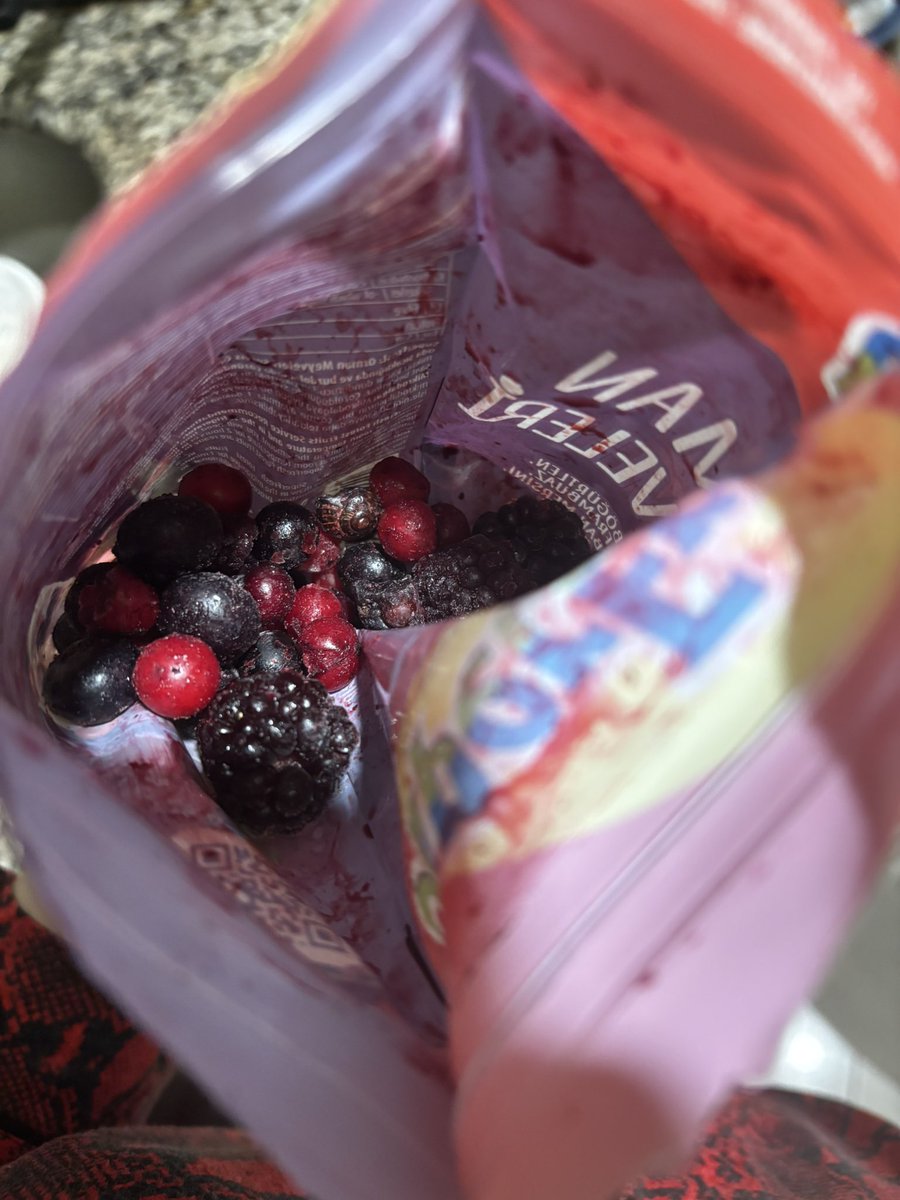 Eylül Pektaş tweet media