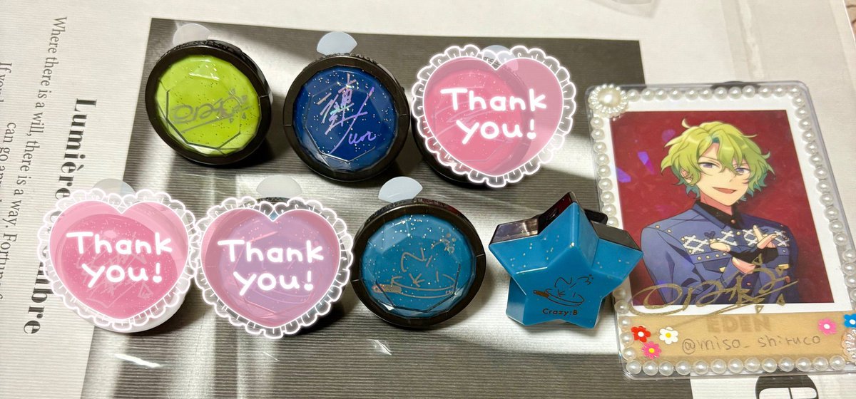 おみそしる tweet media