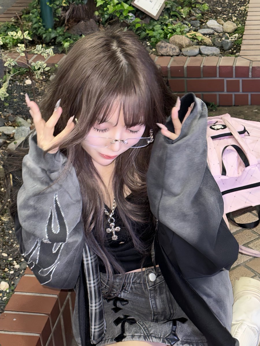 紫凰ゆすら tweet media