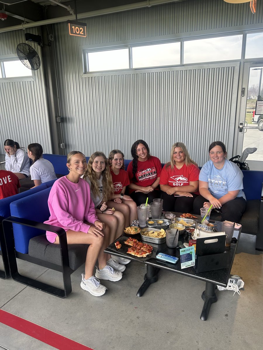 DCG Girls Golf tweet media