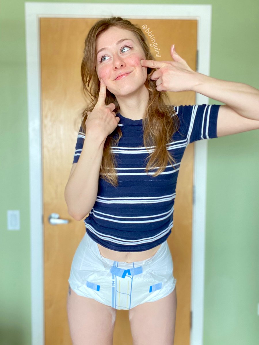 Charlie McGee 🍼🧸✨ ABDL tweet media