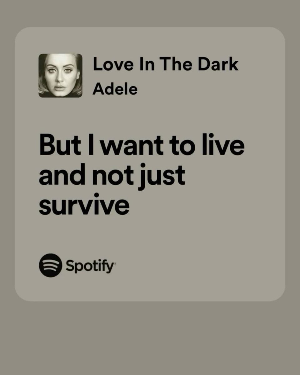 Azu ☾︎ - Book a Fiction tweet media