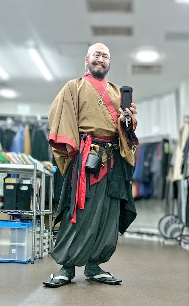 ワルダー tweet media