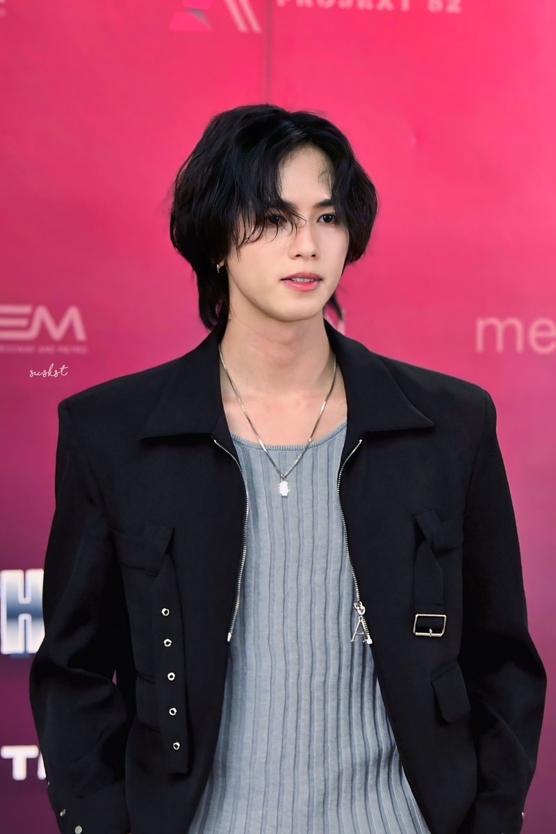 su.skst~♡ tweet media