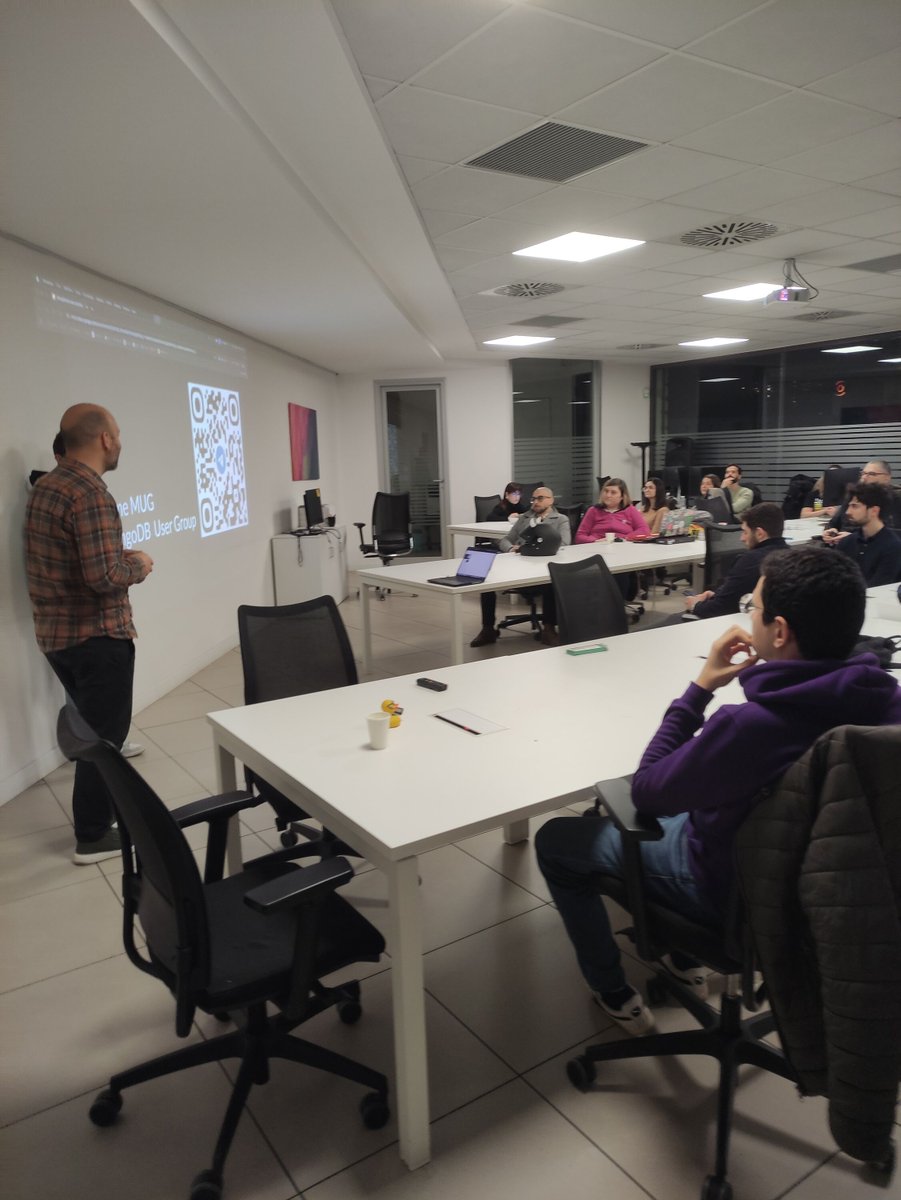 Sourcesense tweet media