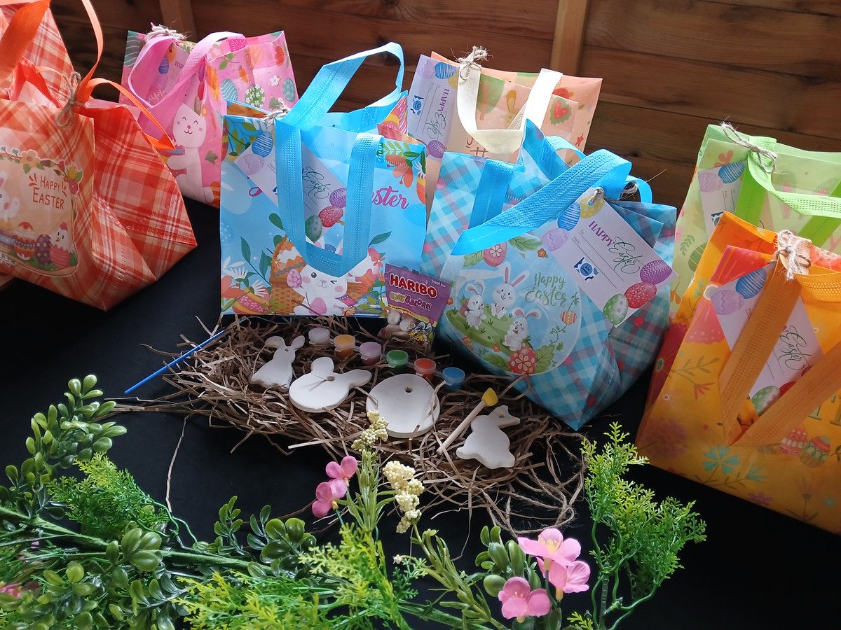 blue_ceramics's tweet photo. 📣 Blue Ceramics now selling from Mires Beck!
Our Easter bunting painting sets are in the gift shop🐣Pop by this weekend to see this amazing Post‑19 provision and support our students by checking out their beautiful products! 💙#partnership #MiresBeck @Ganton_Hull @HumberEdTrust https://t.co/YLAzFaGeMG