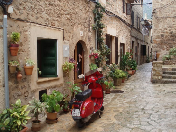 naturaholic's tweet image. Sicily feels like a romance