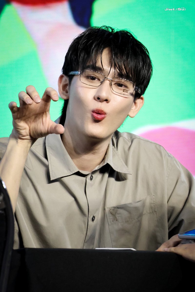 𐙚 จิ๋วสึ tweet media