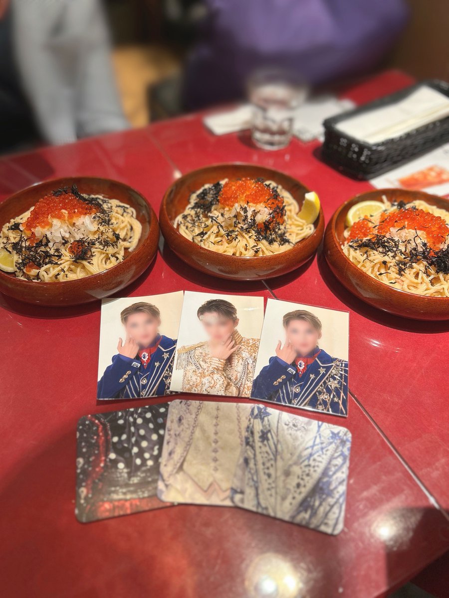 𝑅𝑖𝑠𝑎 tweet media