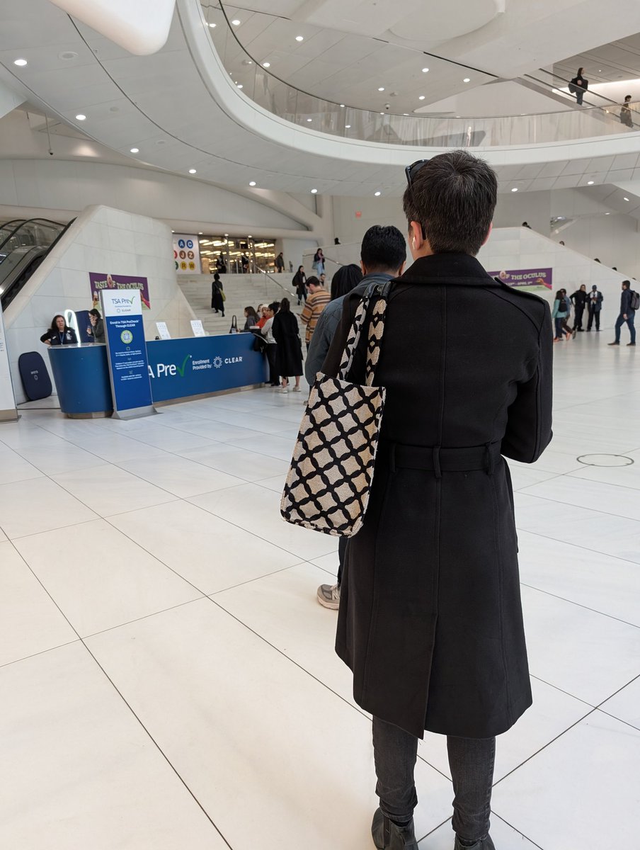barryjgrossman's tweet image. Sign of times @ABC7 @mcharlesworth7 getting #tsapre at WTC oculus #nyc #TravelTips