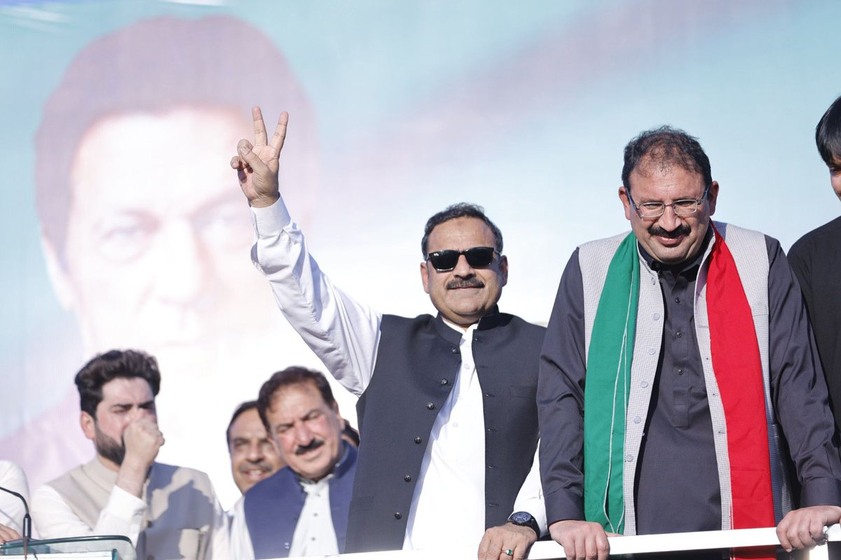 عمران خان رہائی امن موومنٹ!

وزیراعلیٰ خیبرپختونخوا محمد سہیل خان آفریدی، صوبائی صدر جنید اکبر خان اور پارٹی قیادت عمران خان رہائی امن موومنٹ کی ممبرشپ مہم کی تقریب میں پہنچ گئے ہیں۔

وزیراعلیٰ خیبرپختونخوا محمد سہیل خان آفریدی اور صوبائی صدر جنید اکبر خان آج باضابطہ طور پر عمران