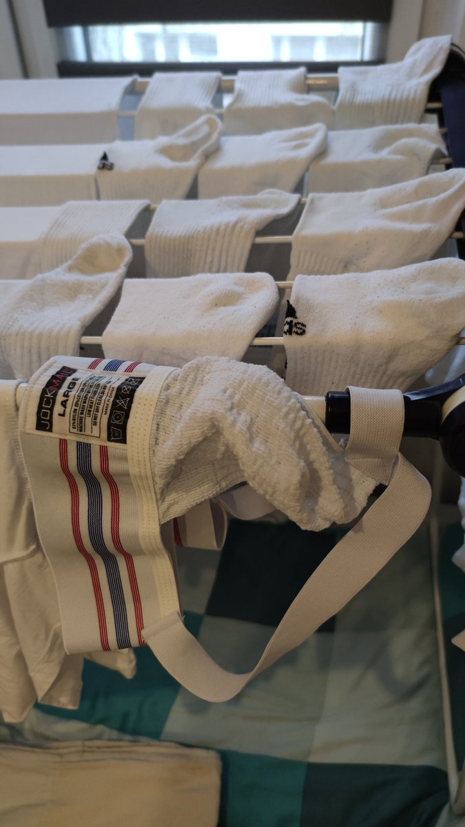 Kondziel tweet media