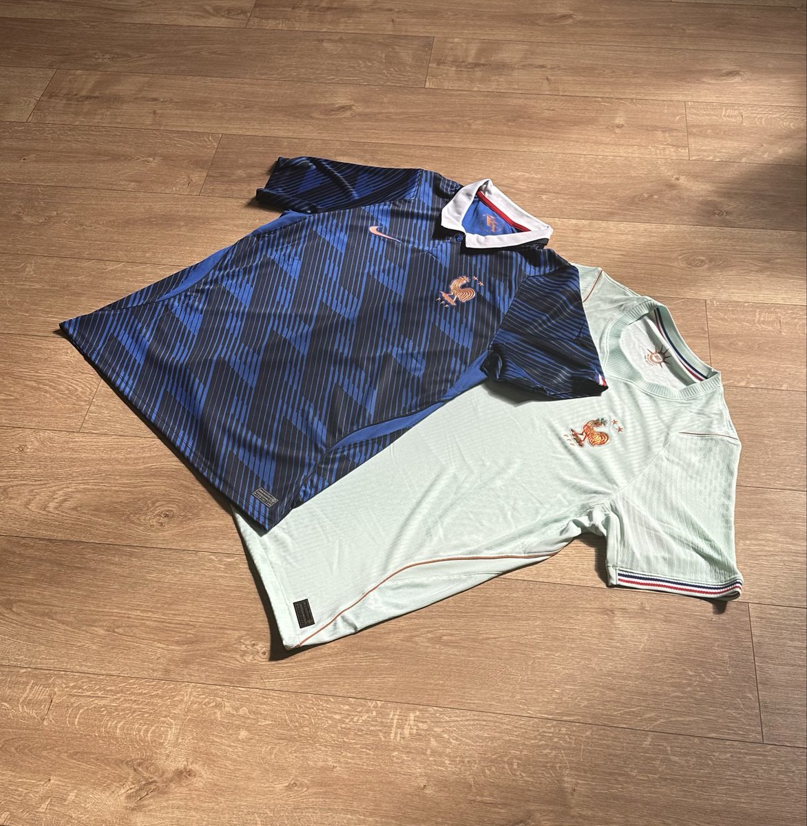 LONGUE VIE À TOUS MENNÉS ❤️ tweet media