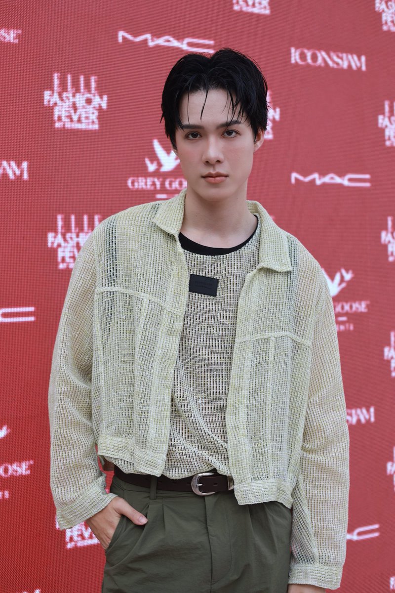 B Acequad tweet media