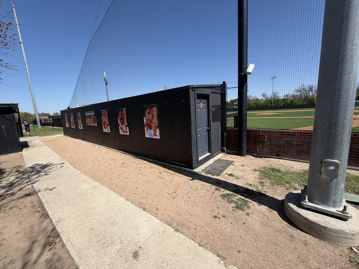 Chris Howard tweet media