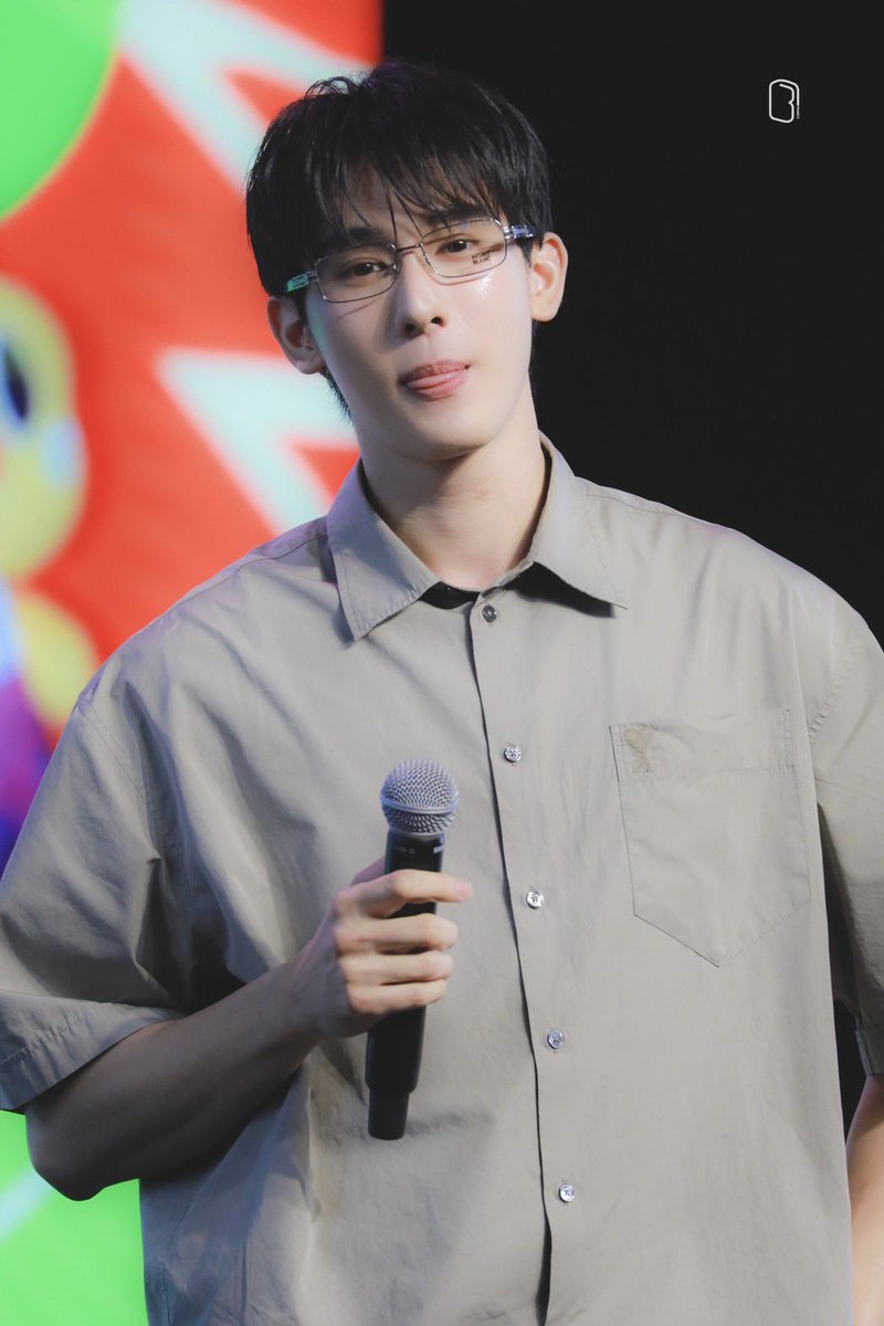 BOOK FAMILY OFFICIAL tweet media