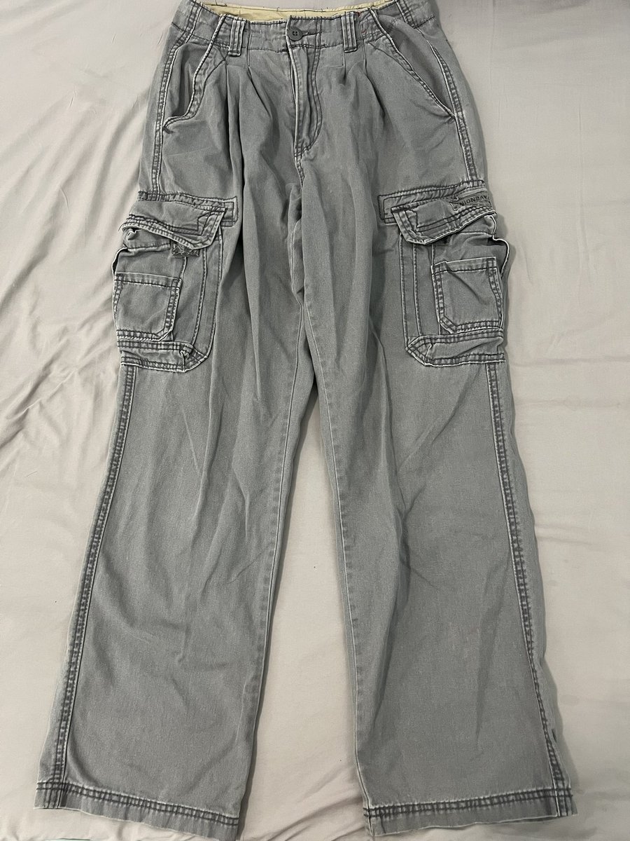 new and used tweet media