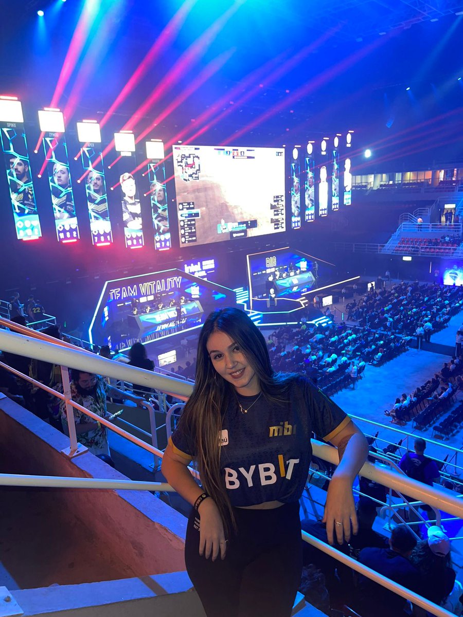 MIBR CarolzinhaSG tweet media