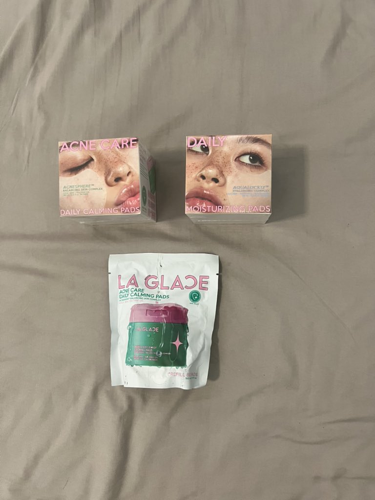 new and used tweet media