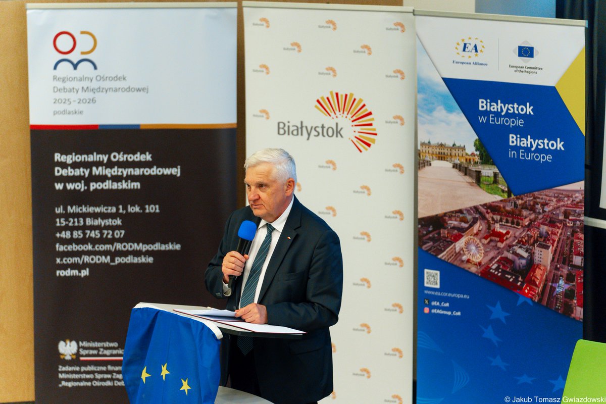 WBialystok's tweet image. O przyszłości Europy w czasach wojny i międzynarodowej niepewności rozmawiano na #UwB w ramach debaty European Future Talks 2026. W spotkaniu udział wziął prezydent #Białystok @TTruskolaski, który podkreślił znaczenie dialogu i współpracy międzynarodowej: facebook.com/bialystokUM/po….