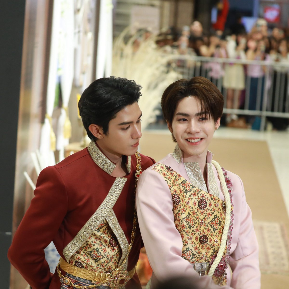 twave by KoreanUpdates! tweet media