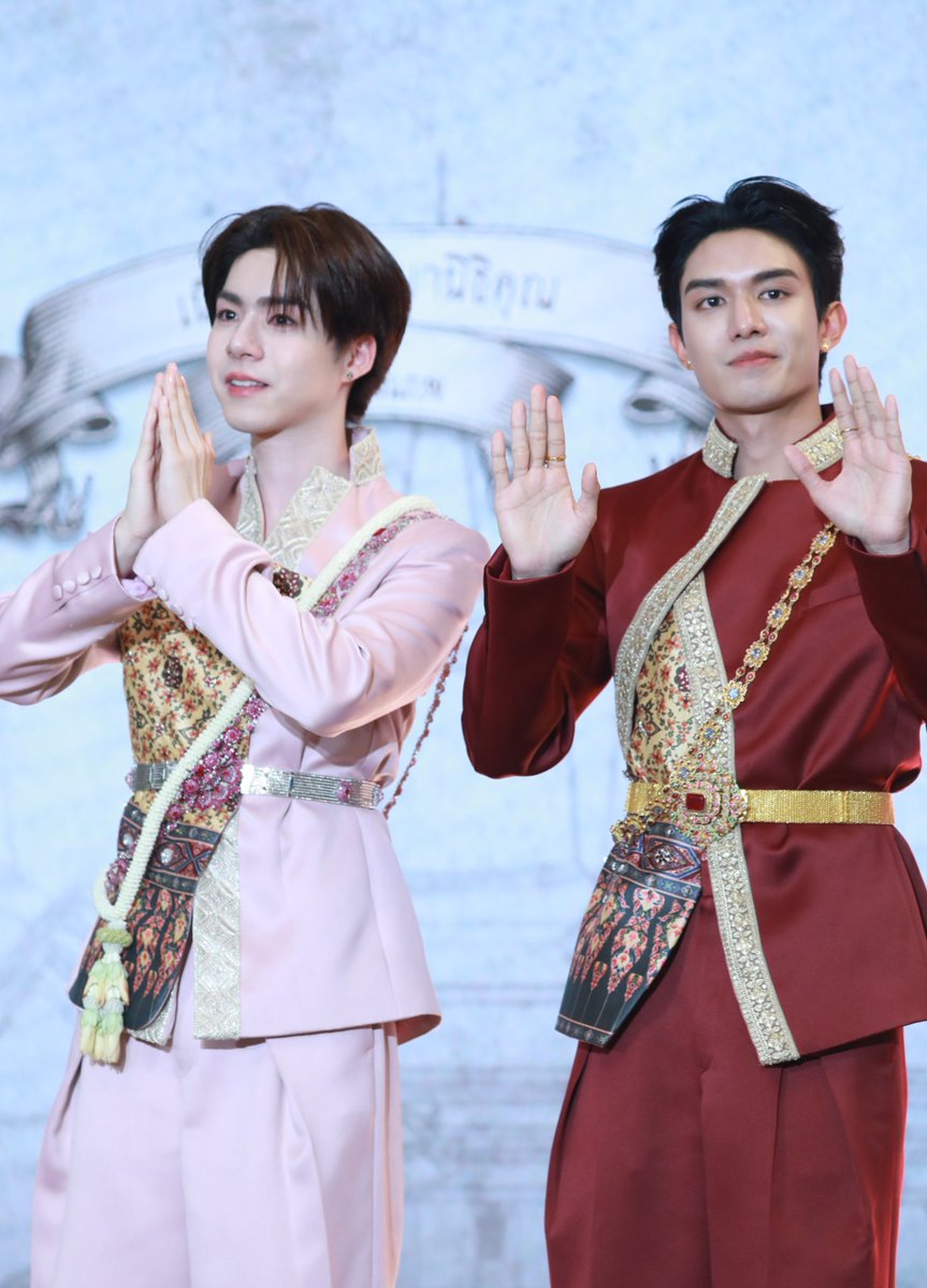 twave by KoreanUpdates! tweet media