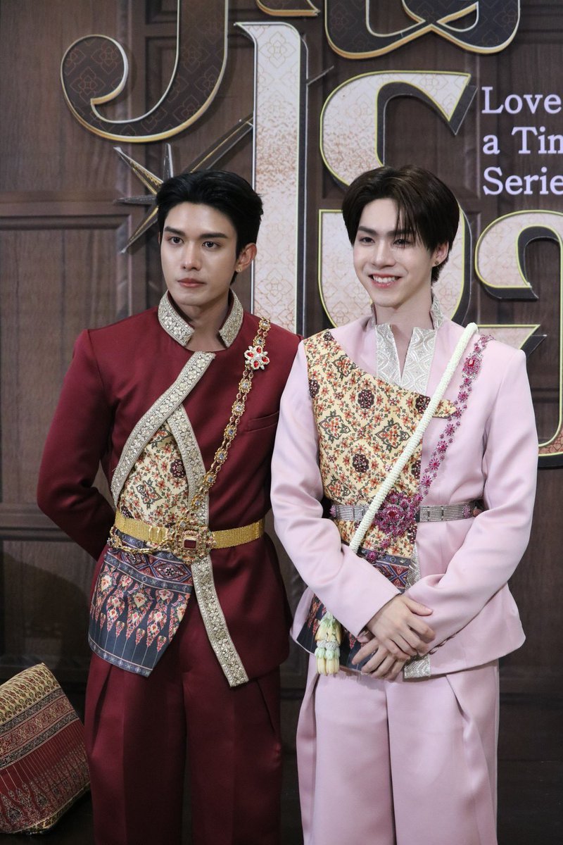 twave by KoreanUpdates! tweet media