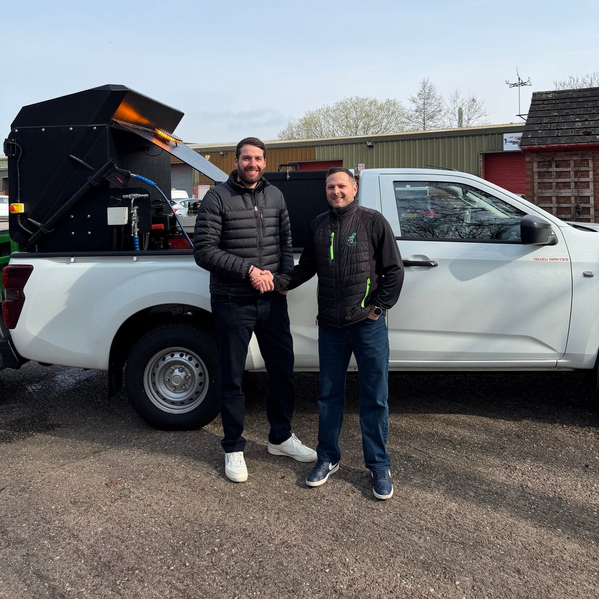 Green Cleen Wheelie Bin Cleaning tweet media