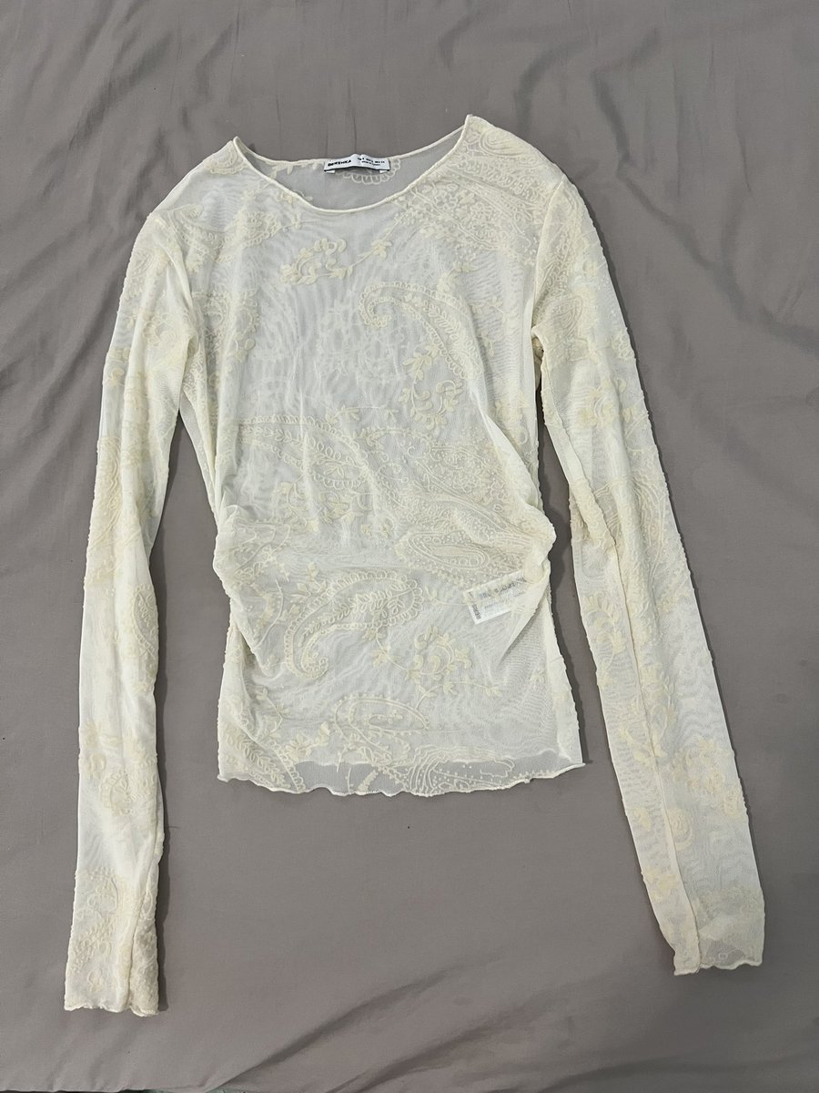 new and used tweet media