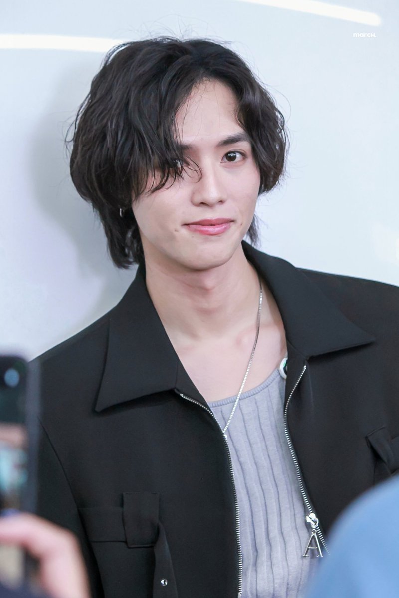 ᴍαʀᴄʜ.💫 tweet media