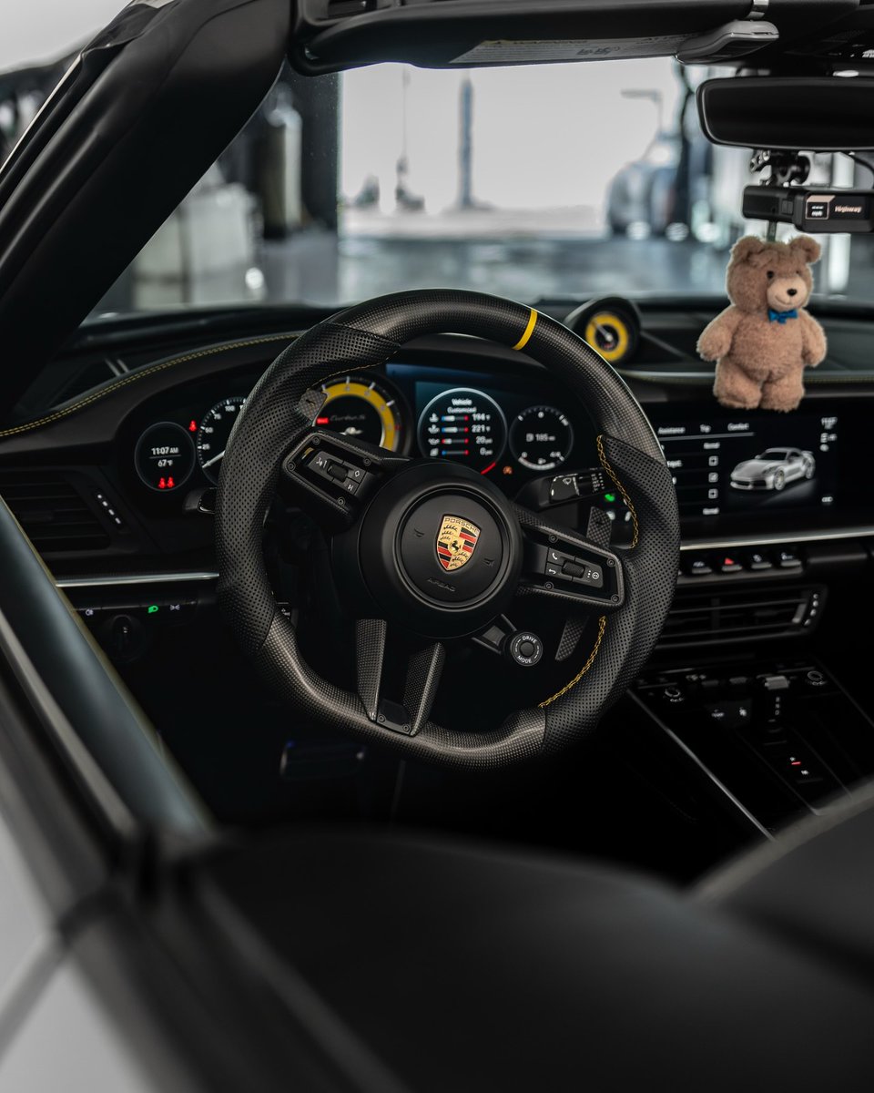 competitionreal's tweet photo. Porsche 911 Turbo S 🩶 https://t.co/dqt6XJHtFk