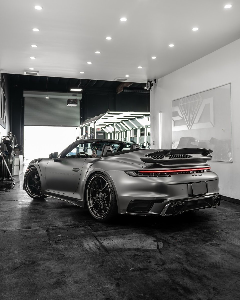 competitionreal's tweet photo. Porsche 911 Turbo S 🩶 https://t.co/dqt6XJHtFk