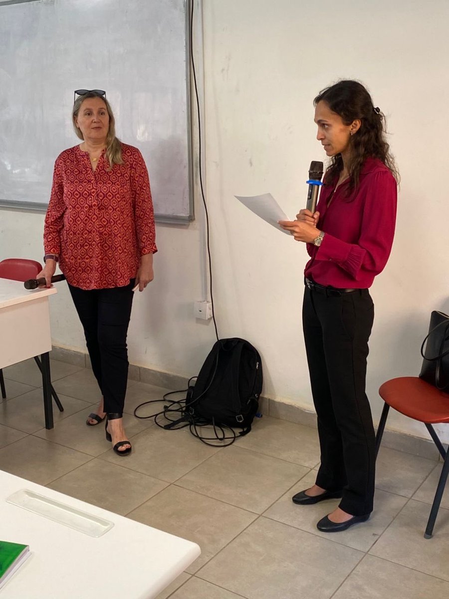 Centre de Langues tweet media