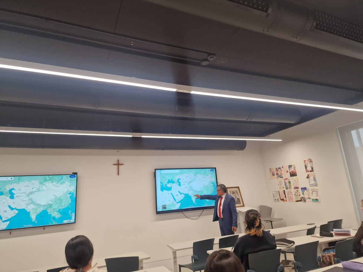 Pakistan Embassy Spain tweet media