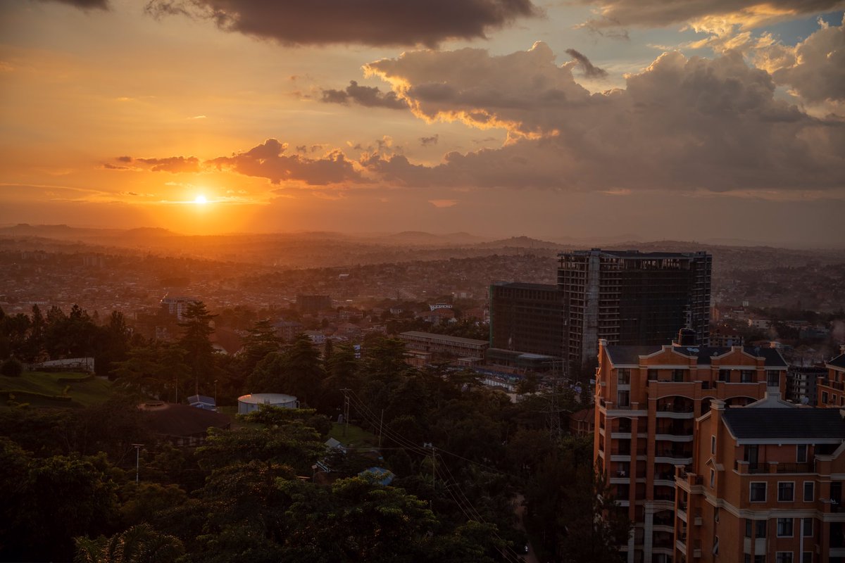 muwanguziisaach's tweet photo. Never miss a sunset shot. https://t.co/nA36MOfi1c