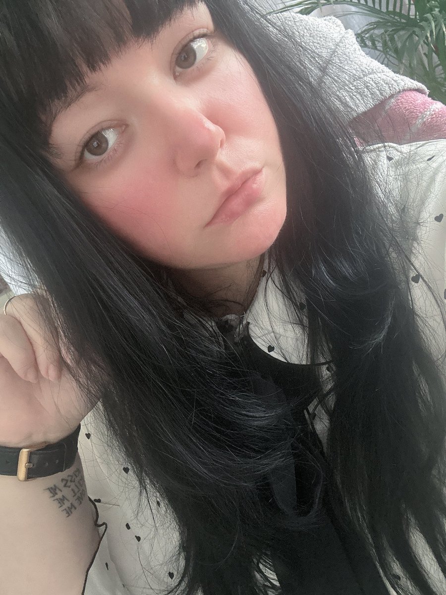 キャットリン tweet media