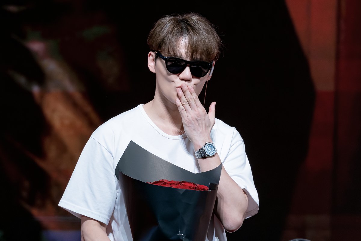 시아민수 Archive tweet media