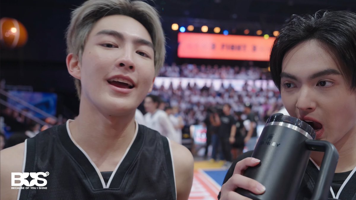 ผมกอบแห้ม tweet media