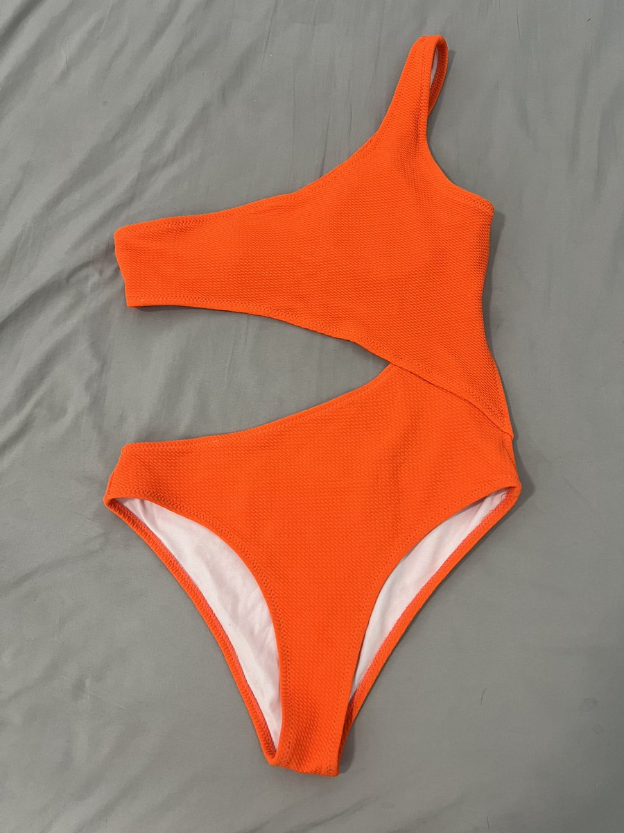 new and used tweet media