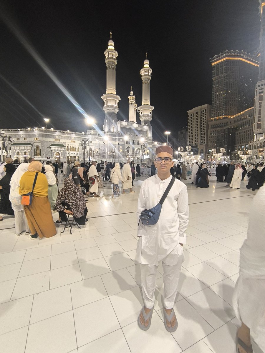 M Sibtain Qureshi at Haram Pak Gate number 79
