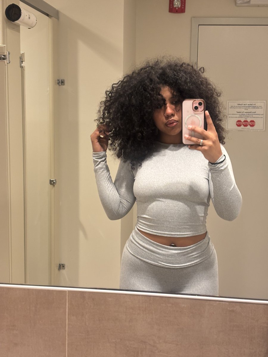 b e a s t y ♡゚ tweet media