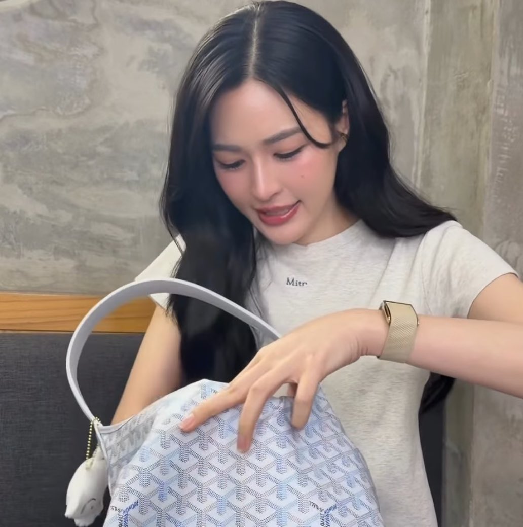 เก้ารัญชน์ tweet media