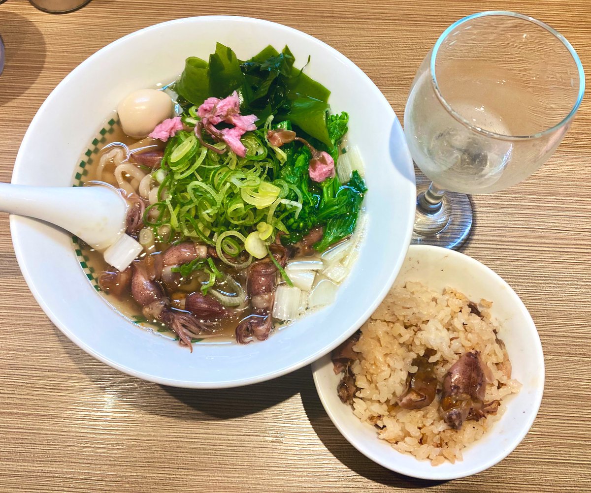 ぬけろう tweet media