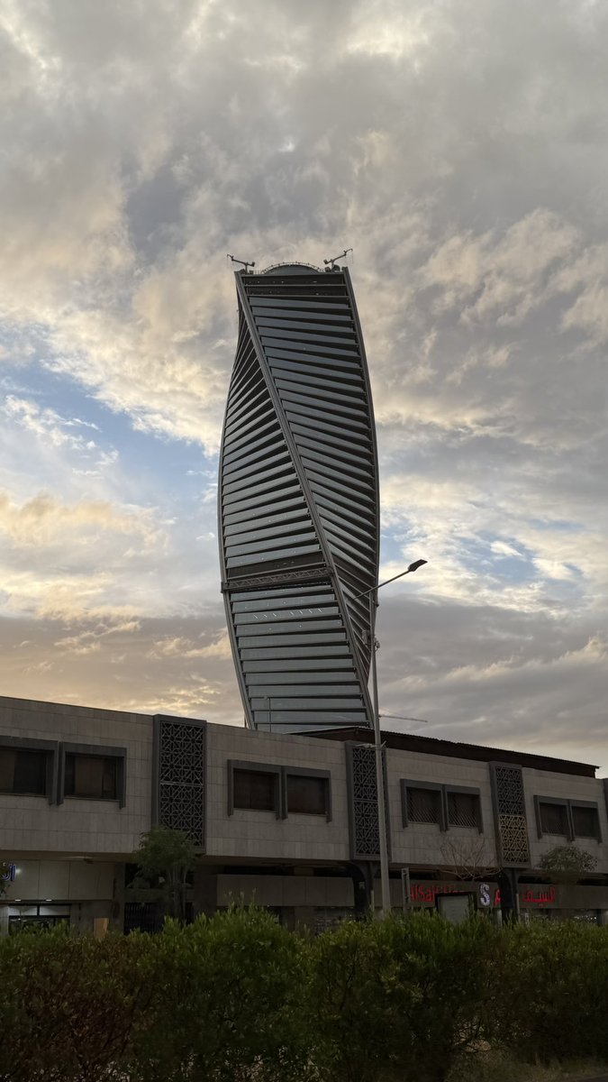 z59cc's tweet photo. Majdoul Tower🧬 https://t.co/i6kodfiIgh