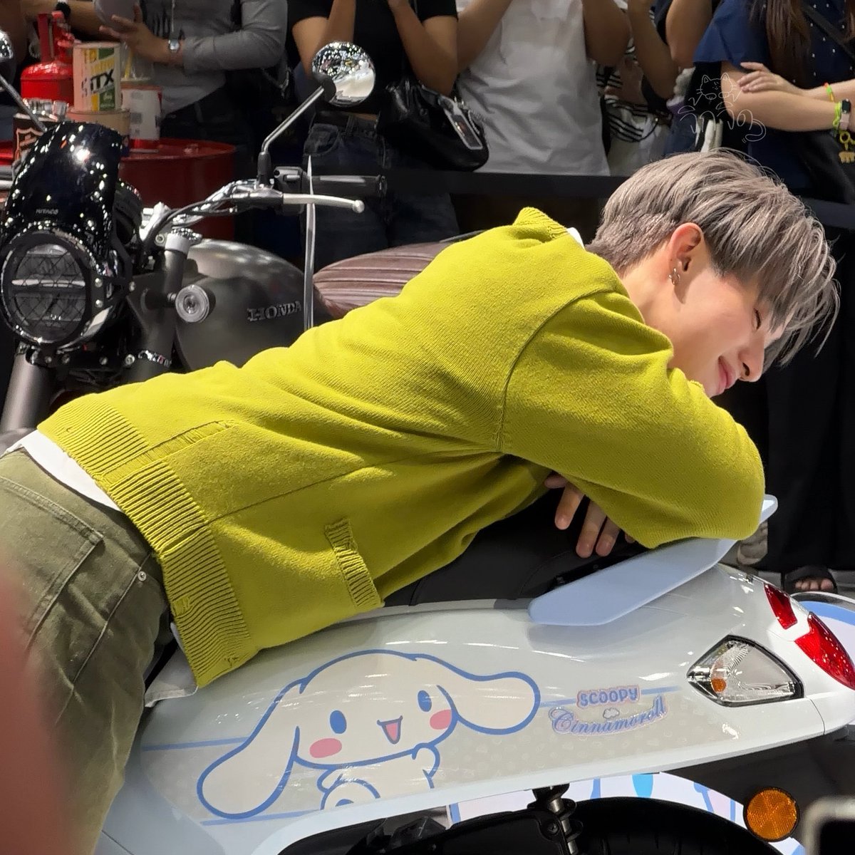 ᴊᴇɴᴀɪ tweet media