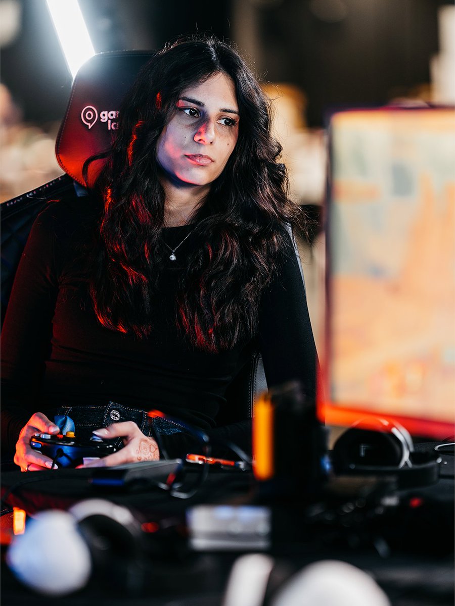 gamescom tweet media