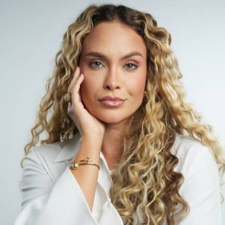 Infos Sarah Andrade tweet media